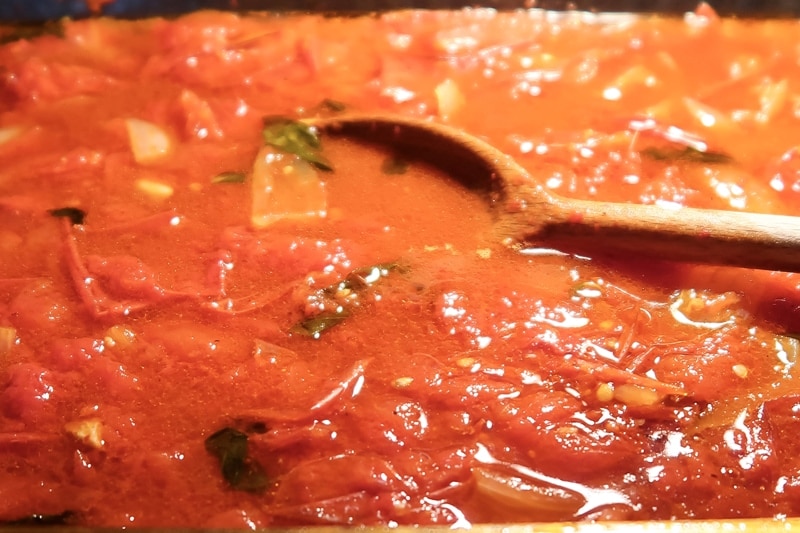 4th-time-roasting-tomato-mixture-and-stirring_garden-fresh-marinara