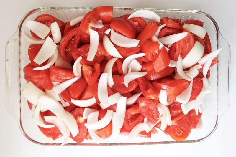 cut-up-onions-into-small-pieces-and-add-to-tomatoes_garden-fresh-marinara