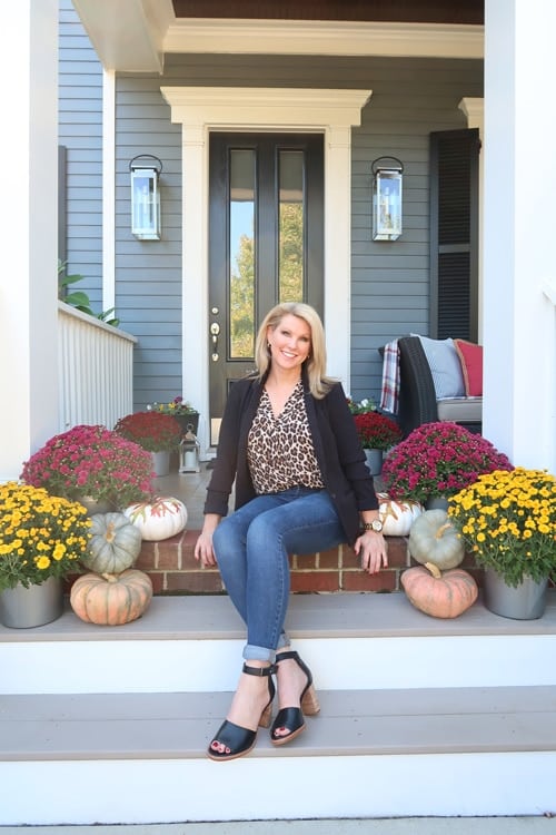 Porch-Daydreamer-Fall-on-the-Front-Porch