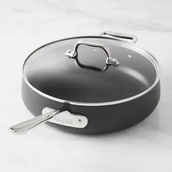 sautee-pan-with-clear-lid