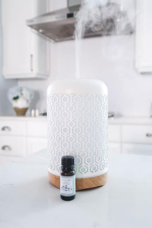 small-white-essential-oil-diffuser-make-house-smell-great