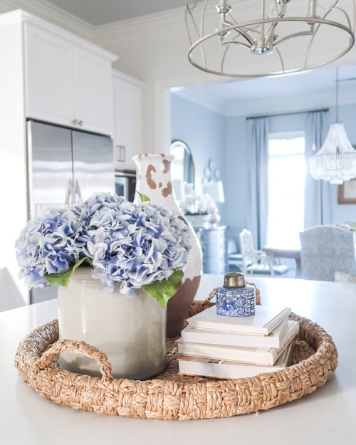 blue-hydrangeas-kitchen-island-blue-dining-room