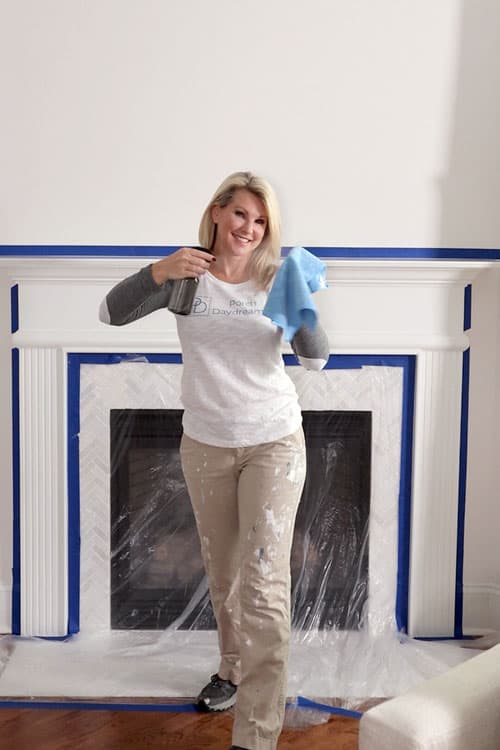 clean-surface-fireplace-mantel-deglossing-spray