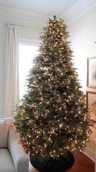 fluff-fake-christmas-tree-fill-gaps
