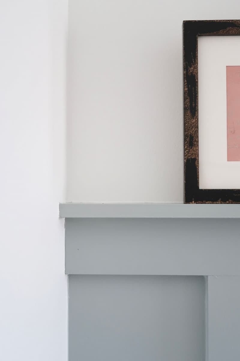board-batten-shelft-flush-wall-corner