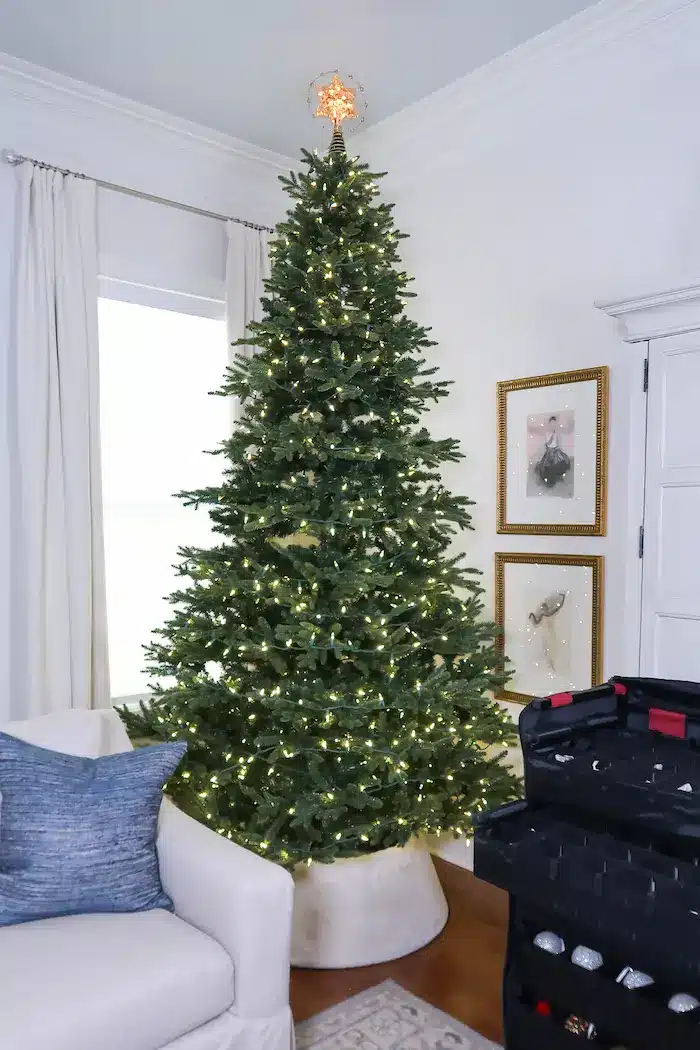 christmas-tree-lights-before-decorating