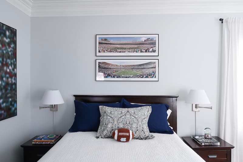 wall-lights-hung-sides-headboard-right-height-distance