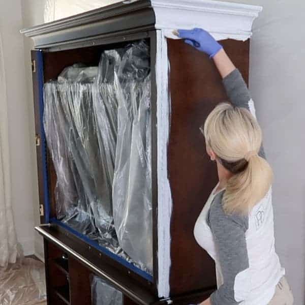 how-to-paint-stained-furniture-beginner