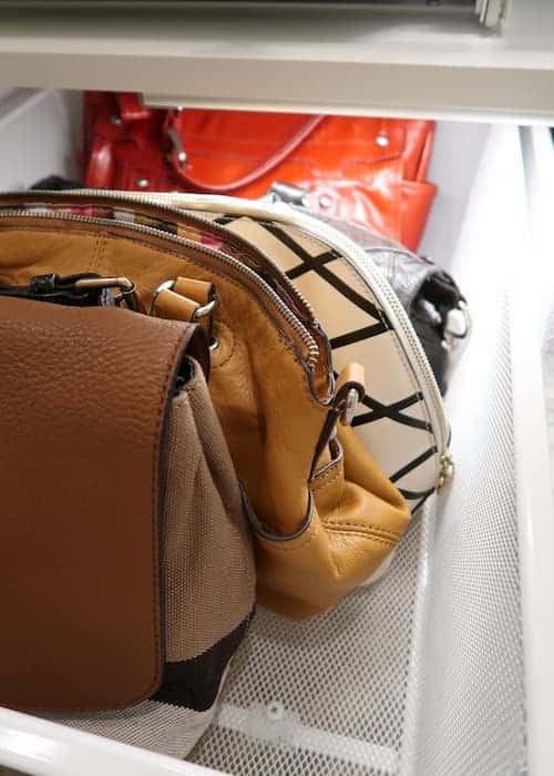 place-larger-purses-in-large-pull-out-drawer