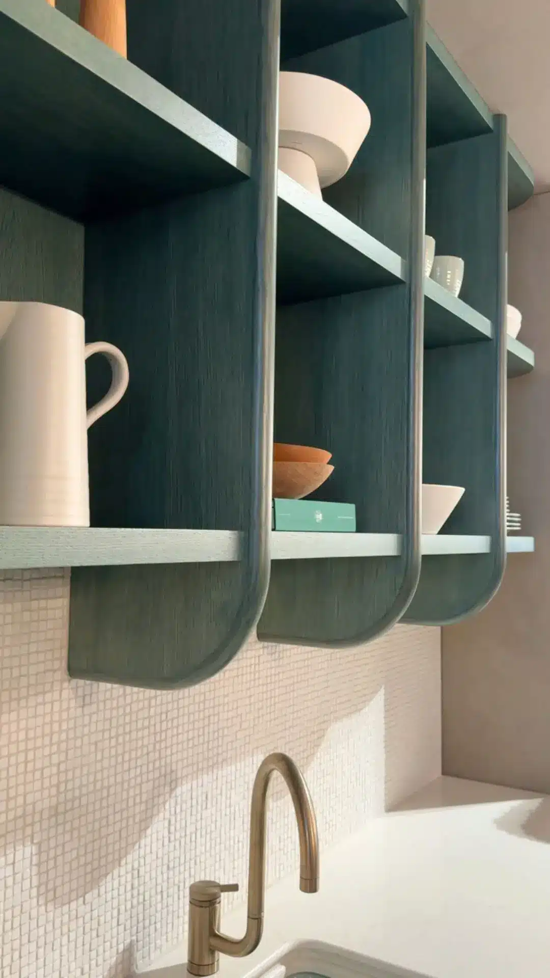 round-edge-green-kitchen-shelves
